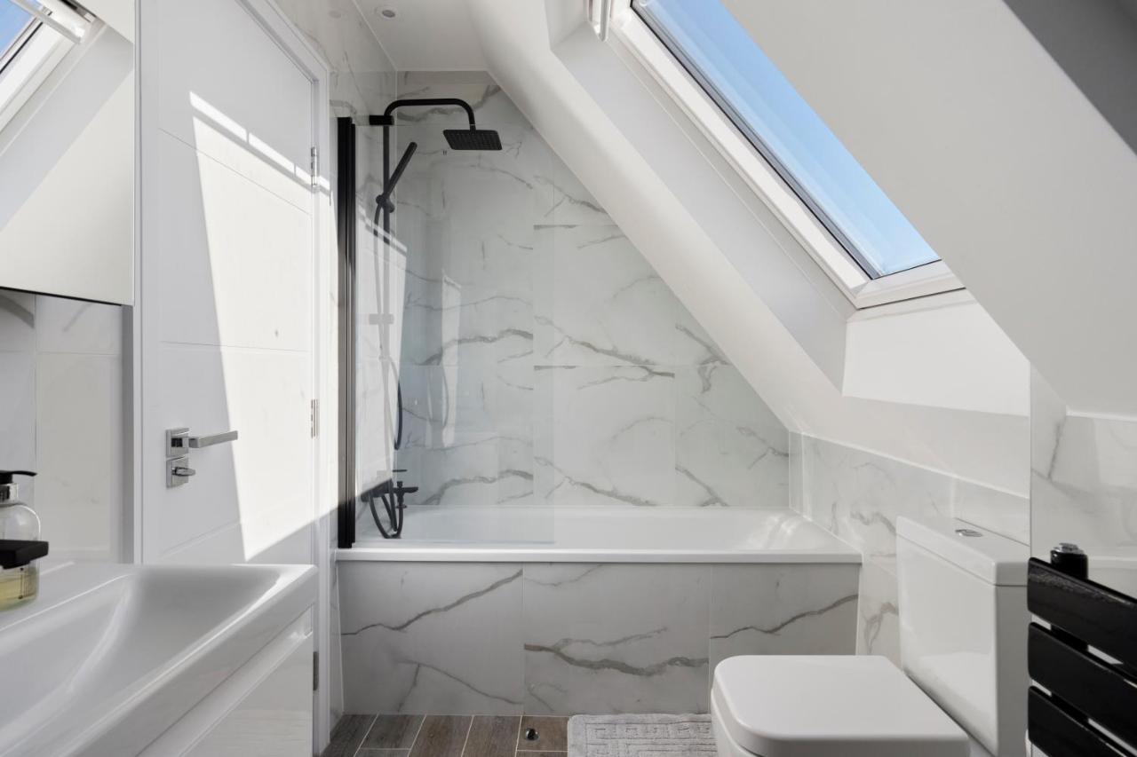 Flat 5 - Star London Vivian Lane 2-Bed Residence The Hyde Exterior photo